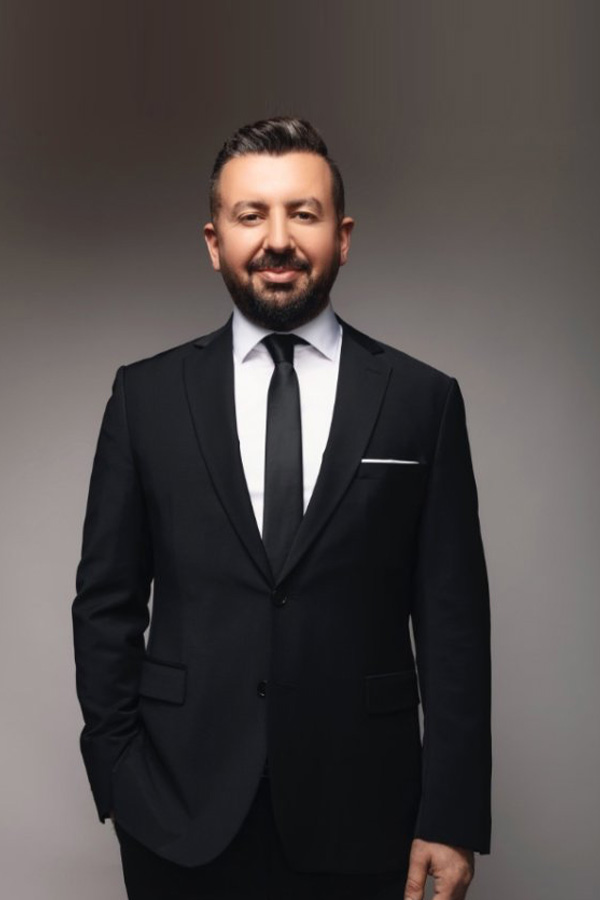 Selman Özgün